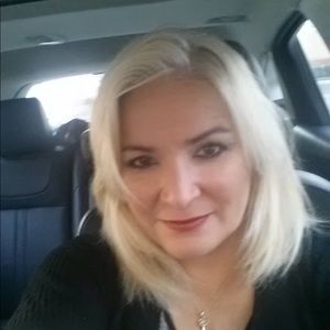 Meet your Posher, Sally